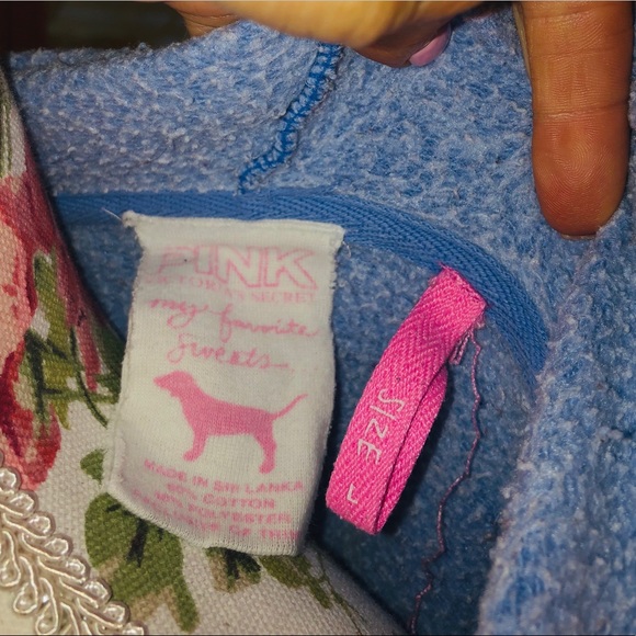 Rare Vintage VS Pink Paris Patch Hoodie - Picture 6 of 6